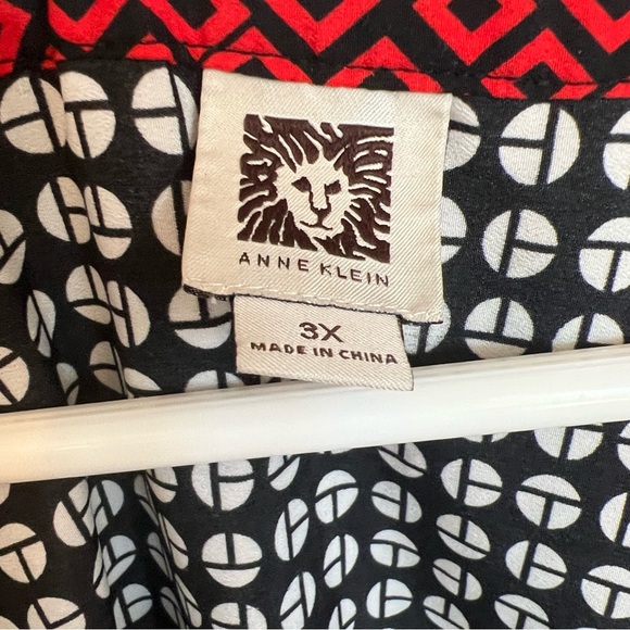 Anne Klein Black and Red Patterned Tunic - Picture 2 of 4